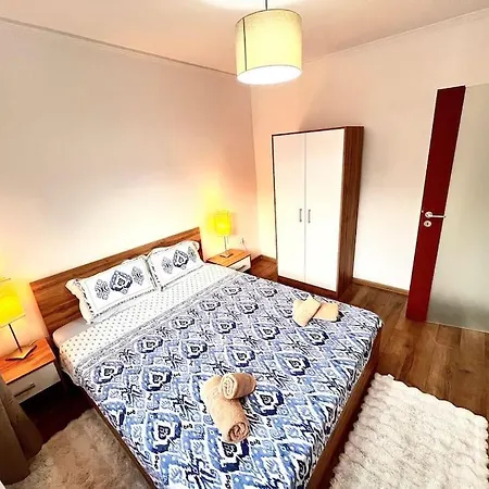 Piata Ovidiu 14 Lowcost Apartman